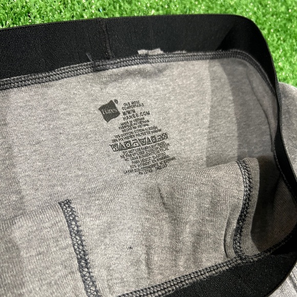 🩲 MEDIUM GRAY HANES COTTON BRIEFS - Picture 3 of 4